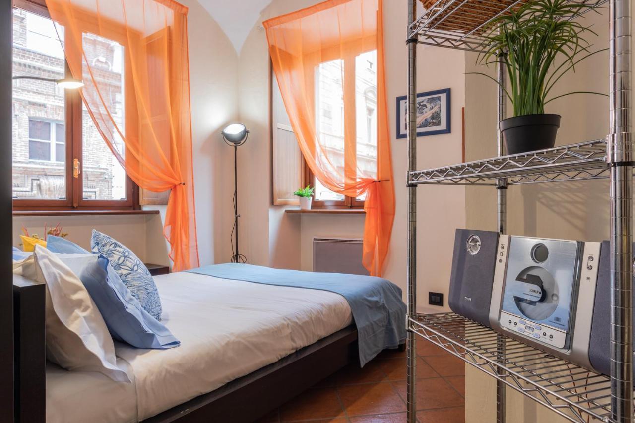 Turin Central Loft Carignano By Wonderful Italy Экстерьер фото